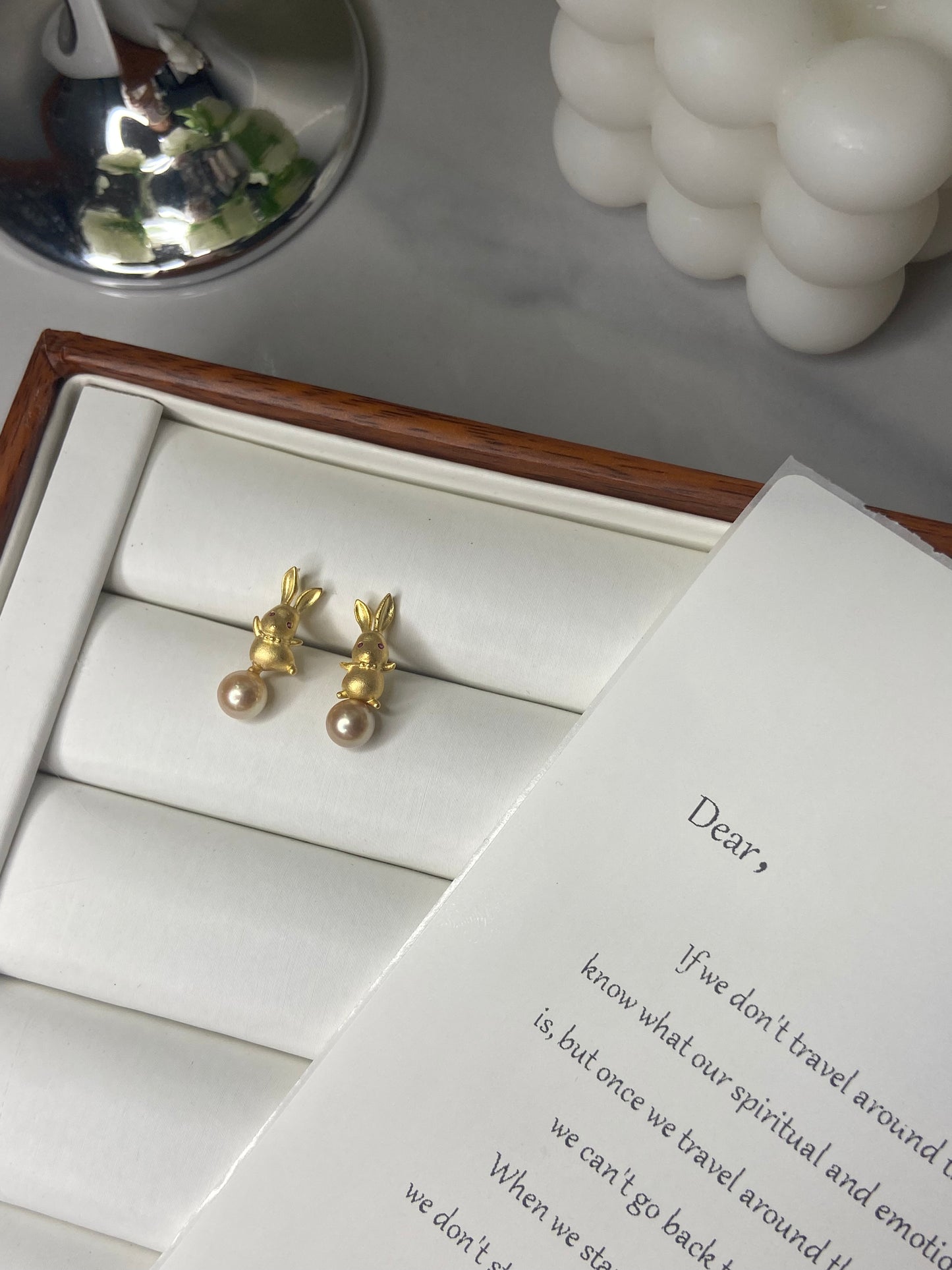 Link No.3 Japanese Akoya bunny earrings